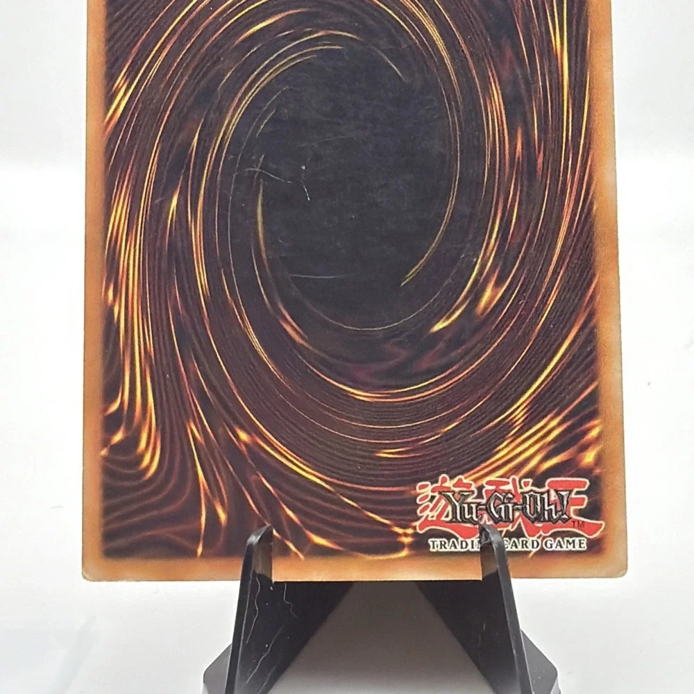 Yugioh Blue-Eyes White Dragon LOB-E001 Ultra Rare